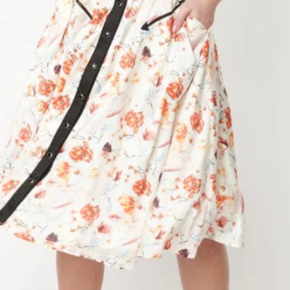 Unique Vintage 1950s Cream & Floral Print Madeline Swing Dress - Picture 3 of 4